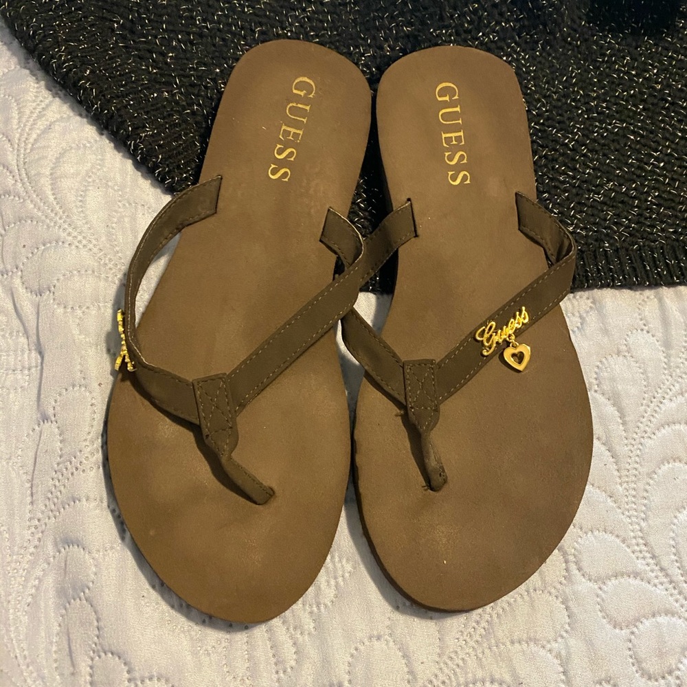 Guess sandals